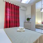 Apartment Lovely 3br With 2 Private Balcony & Sofa Bed By 360 Estates