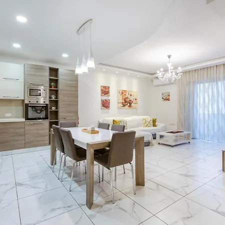 Lovely 3br With 2 Private Balcony & Sofa Bed By 360 Estates * St Paul's Bay